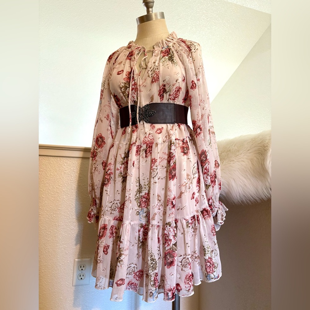 NWT S Floral Aakaa Dress